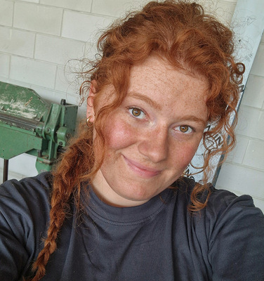 Zinkwerkerin Roos Bluekens