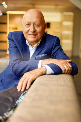 „Die Aluminiumfassade ist eine der besten Investitionen unserer Unternehmensgeschichte.“ Unternehmnesgründer Hans Kraiss