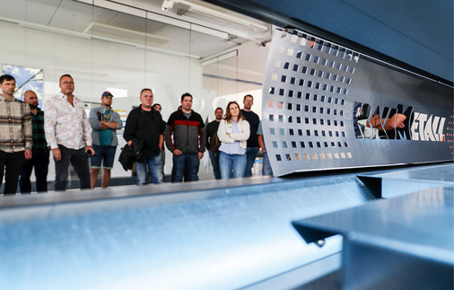 Die Baumetaller beim Maschinentest