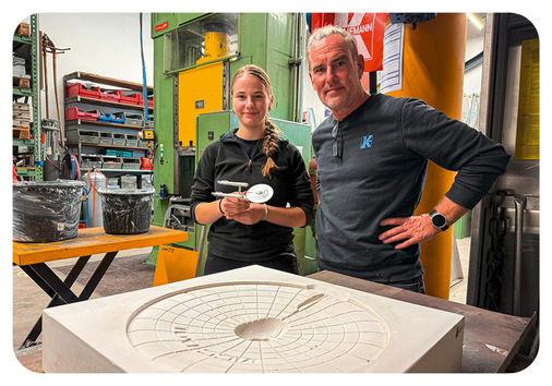 Nina Leidhäusl und Thomas Mitter vom Team der Kaufmann-Ornamentenspengler