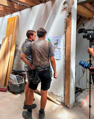 David und Paul beim Dreh für den Tagesschau-Beitrag