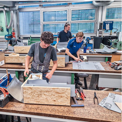 Prüfungssituation in der Lehrwerkstatt