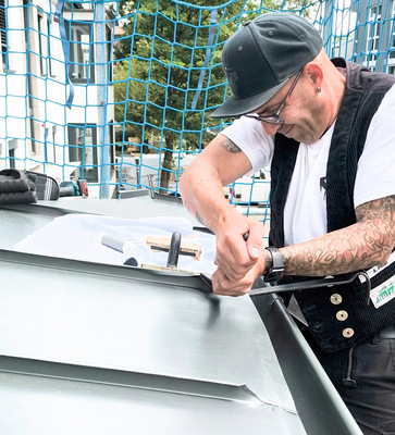 Herstellung rund geschweifter Scharabschlüsse