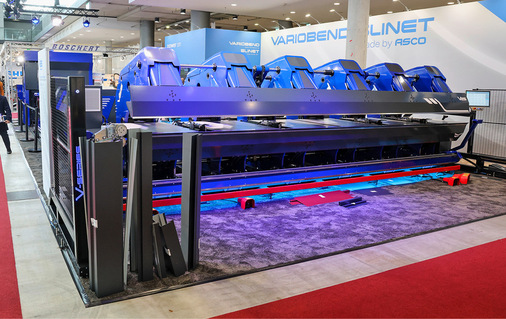 Vollelektrisch: Die Variobend V2.5 ist eine leistungsstarke Langabkantmaschine mit neu entwickelten E-Drive-Antrieben