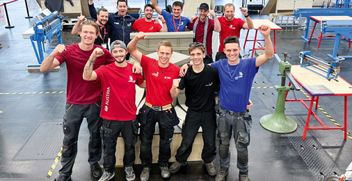 Erinnerungsfoto aus Salzburg: Spengler und Aktivisten der Independent Skills Championship Europe