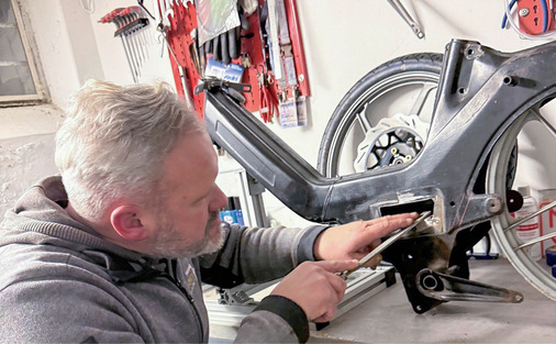 Aller Anfang ist schwer: Dirk Schürhörster startet das M.A.S.C.-Maxi-Projekt in seiner Kellerwerkstatt