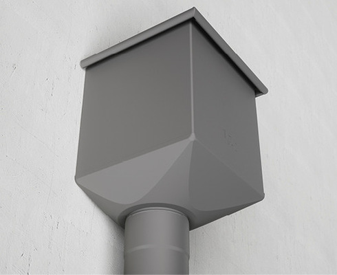 Der modifizierte Prefa-­Wasserfangkasten punktet mit überarbeitetem Design