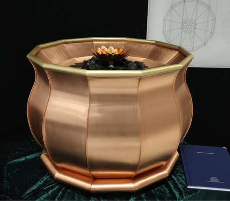 Seerosenbrunnen aus Kupfer von Marius Marquardt 