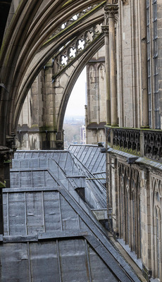 Walzblei und Sandstein: die zwei Gesichter des Kölner Doms