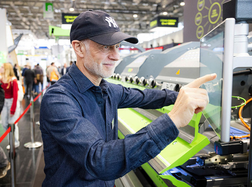 Marco Cappello am Messestand der Cidan Machinery Group