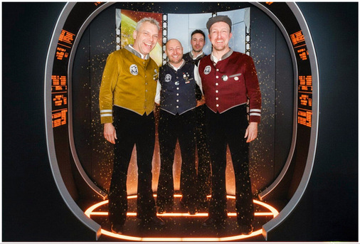 Gebeamt: die interstellare Delegation der freien Spenglermeister-Vereinigung Bayern (SMV)