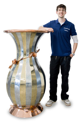 Riesig: die Bodenvase von Aaron Umscheid