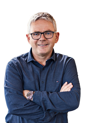 „Mit seinen Details prägt Herbert Schlenker das Dachhandwerk noch heute.“ 
 Peter Stelzer