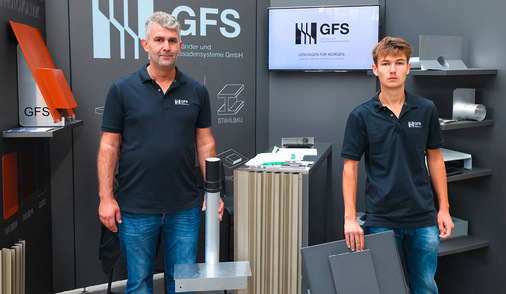 Zu Besuch beim Messeteam der Geländer und Fassadensysteme GmbH