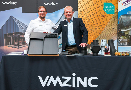 Kai Mühlenhoff und Nico Wewer informieren über Titanzink von VM Zinc