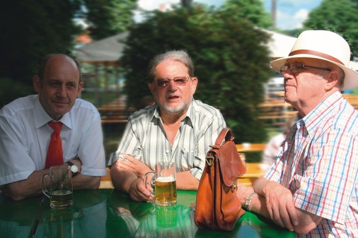 Karlsadts neuer Bürgermeister Dr. Paul Kruck, Heinz Lummel und Alois Schechtl