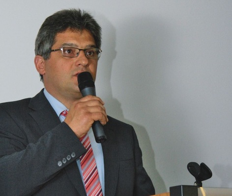 Ausbilder Bernd Kramer ist sich sicher: „Mit Präsentationen wie dieser gelingt es uns, ein Stück mehr auf die Werkkünste des Klempners aufmerksam zu machen“
