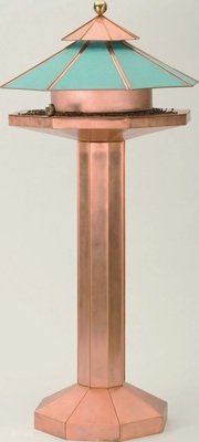 20 Futterhaus Achteckige Grundform mit außen- und innenliegender Falzführung Material: Kupfer Verbindung: Falztechnik