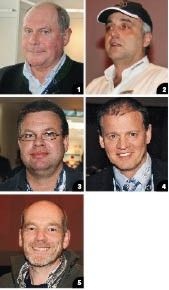 Stimmen zum 15. Deutschen Klempnertag: 1 Konrad Blamberger, München: „Wie in Würzburg vorgetragen, sollten moderne, den Marketinggrundsätzen entsprechende Verkaufsmethoden, auch vom Klempner angewandt werden. Nur dann kann der Werteverfall im Handwerks verhindert werden.“ 2 Werner Fünfer, Vorstand der SMV-Bayern: „Die Delegation der SMV-Bayern bewertet den neuen Klempnertag durchweg positiv. Unterstreichen möchte ich, dass wir die Entwicklung eines gemeinsamen Logos für Klempner, Spengler, Flaschner und Blechner beführworten und unterstützen.“ 3 Andreas Zeltwanger, Stuttgart: „Der erste Tag war fachlicher und tendenziell besser.“ 4 Claudio Cristina, Schweiz: „Weiter so, die Tagung war ein Erfolg.“ 5 Andreas Witt, Ausbilder am Berufsbildungswerk der Innung Sanitär, Heizung, Klempner in Hamburg: „Der Klempnertag ist um Längen besser geworden und wieder bei guter Fachinformation angekommen.“ Frank Zimmermann, Biberach: „Knackige Vorträge – gute Veranstaltung.“ Hubert Trenkwalder, Wiesen: „Der Klempnertag ist wieder besser geworden.“