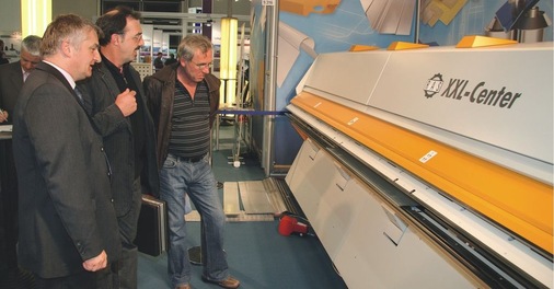 Zentrales ­Thema auf dem RAS Messe­stand: Die auf das RAS-XXL-­Center abgestimmte Bendex-3D-­Software
