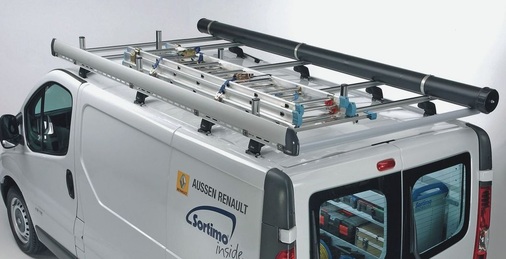 Das neue TopSystem von Sortimo ist individuell auf Nutzerprofile anpassbar und bietet die Grundlage für zahlreiche Komponenten, um Langgut oder Leiter sicher transportieren zu können