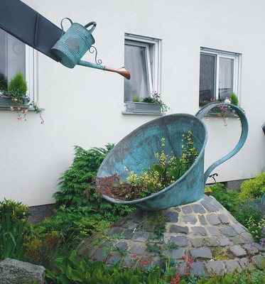 Alfons Kemmerers Eingangsbereich punktet mit Schirm, Charme und Klempnertechnik
