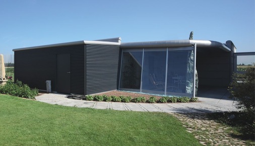 Auch der Pavillon profitiert von hochwertiger Spenglertechnik

