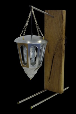 11 Spengler-LaterneGedreht abgewickelte Segmente mit entsprechendem AusschnittMaterial: Zink Verarbeitung: Wulst, Lötverbindung, Drahteinlagen