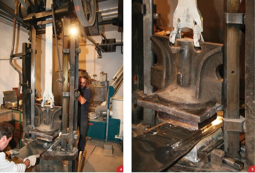 4 Wer die Traditionsspengler bei ihrer Arbeit beobachtet, ist geneigt an geheime Formeln und rätselhafte Rituale zu glauben. Detlef Rheinwein (l.): „Die Arbeit am Fallwerk muss einem in Fleisch und Blut übergehen.“ Der Werkstattboden erzittert unter der Last des etwa 300 kg schweren Gewichts des Fallwerkes, welches Helmut Becher (r.) kontrolliert auf das Werkstück fallen lässt 5 Zur Rekonstruktion unterschiedlichster Ornamente werden bei Sporer entsprechende Matrizen und Stempel in reiner Handarbeit angefertigt. Zur Herstellung der Modelle kommen seit jeher Materialien wie Gips, Zinkguss und Blei zum Einsatz