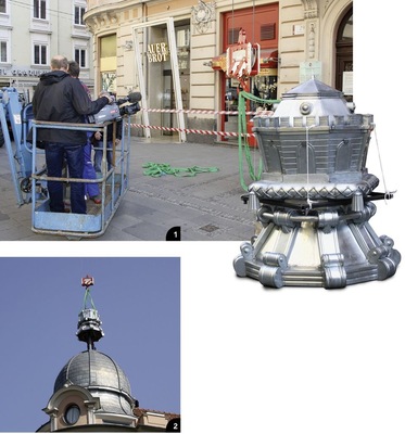 1 Ein Kamerateam des Österreichischen Rundfunks filmt den spannenden Moment
2 Die Reportage über die gelungene Endmontage der Dachbekrönung wurde kurz darauf im Fernsehen ausgestrahlt
