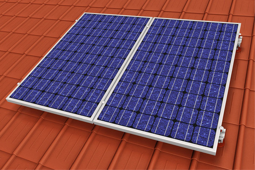 Das Prefa-Aufdachsystem PS.13 ­punktet mit seiner besonders ­flachen Bauform der einzelnen Module
