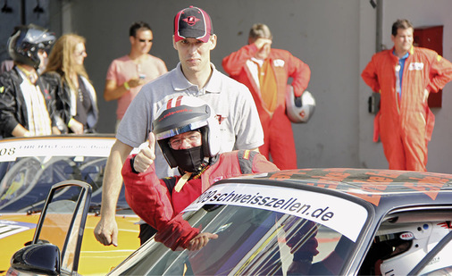 Peter Stelzer genießt Rennsport­atmosphäre pur
