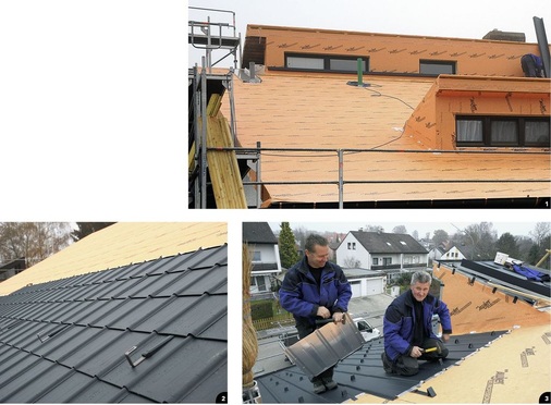 1 Alles ist zur Montage der Prefa-­Dachplatten vorbereitet. Die Stöße der Trennlage über der Holzschalung sind sorgfältig verklebt2 In die Dachfläche integrierte Befestigungselemente zur späteren Aufnahme der Montageschienen für die Photo­voltaikanlage3 Die Tiefenbach-Spengler in Aktion