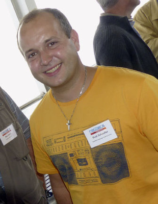 Der BAUMETALL-XXL-Treff war eine gelungene Veranstaltung und ich habe auch nichts anderes erwartet! Anmerken möchte ich, dass wir bei der Lehrlingsausbildung in Zukunft noch mehr Anstrengungen unternehmen müssen. Rudolf Schaufler, Waldkirchen

