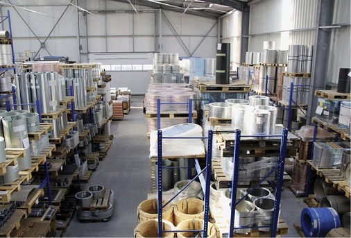 Mehr als 3800 Artikel reihen sich bei Spengler Direct eng an eng
