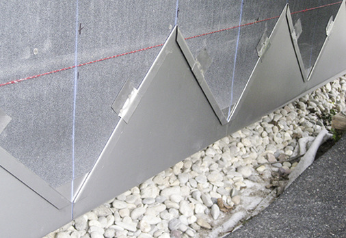 Die Verlegerichtung ist von unten nach oben. Zum Start wurden halbierte Rauten verwendet
