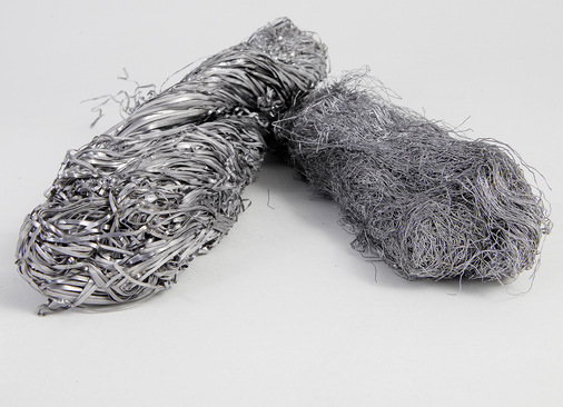 Bleiwolle gibt es in zwei Qualitäten: grob und fein
