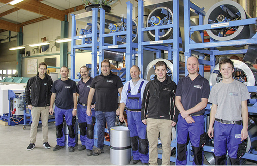 <p>
Das Werkstatt-Team der MD Mathias Dörr GmbH (v. l.): Dennis Dörr, Martin Morawe, Oleg Schulz, Mathias Dörr, Leonid Zitlau, Christof Lay, Michael Bühler und Philipp Kuhn
</p>