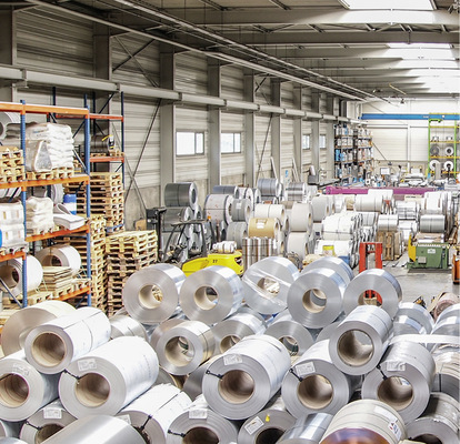 
Blick in das moderne Barth-Großcoillager
