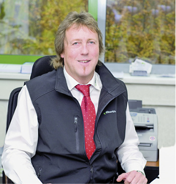 
Prokurist und Mitglied der Geschäftsleitung Harald Baisch: „Nutzen Sie die Gelegenheit und lernen Sie unsere Barth-Zentrale in Renningen kennen.“
