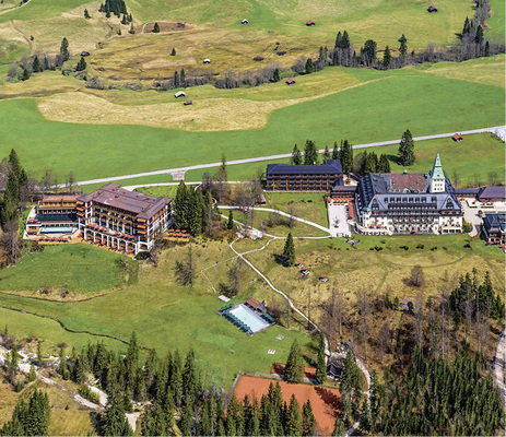 



Das neue Hotel Schloss Elmau Retreat Luxury Suites & Spa ist 150 m von Schloss Elmau entfernt
