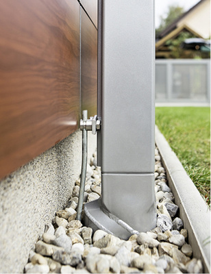 



Durchdachtes System: Beim Quadratrohr erfolgt der Anschluss an die Grundleitung beispielsweise über ein spezielles Sockelknie
