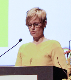 
Birgit Jünger (Referatsleiterin Marketing im ZVSHK) stellt die neue Imagekampagne vor
