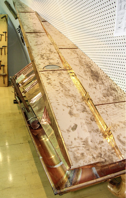 Musterdach mit Tafeldeckung
