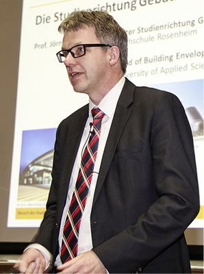 <p>
Prof. Jörn P. Lass stellt die Studienrichtung vor
</p>