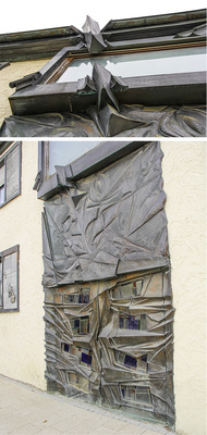 
Das Werkstatttor scheint vom Himmel gefallen zu sein. Beim Sturz hat es sichtbare Schäden an der Dachrinne hinterlassen
