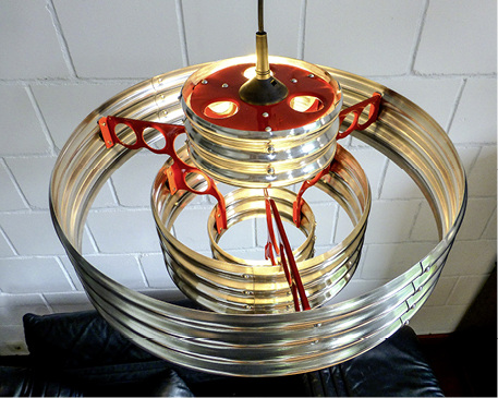 
Wellblech-Pendelleuchte
