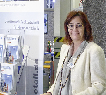 
Monika Meyer am BAUMETALL-Stand
