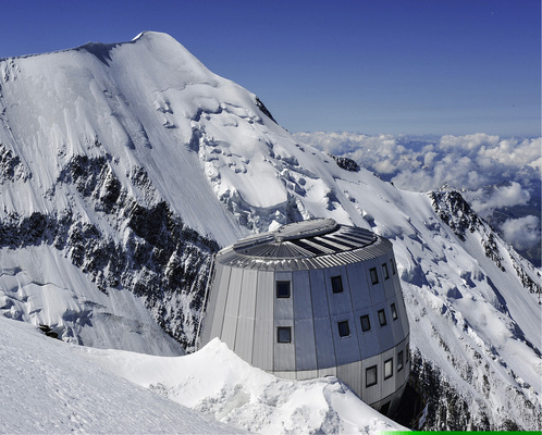 



Am Mont Blanc befindet sich auf 3835 m Höhe die Schutzhütte Refuge du Goûter. Dach und Fassade bestehen aus Uginox-Top
