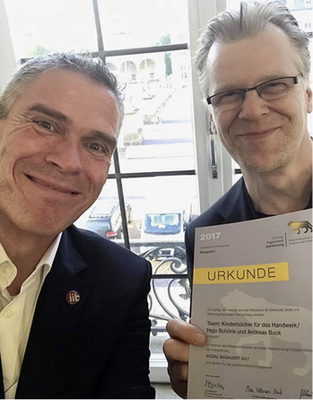 
Stolze Preisträger: A. Buck (l.) und H. Schörle
